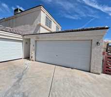 featured image of 299 Phyllis Dr #4
