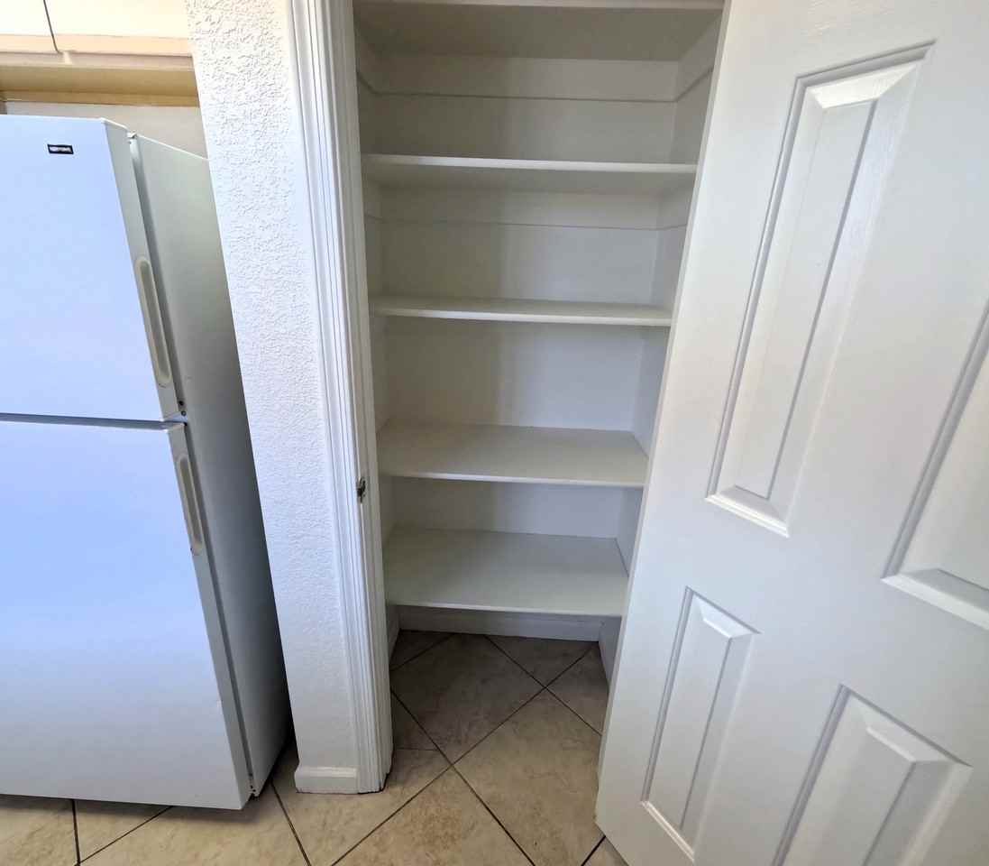 299 Phyllis Dr #4 - Photo 7 of 23