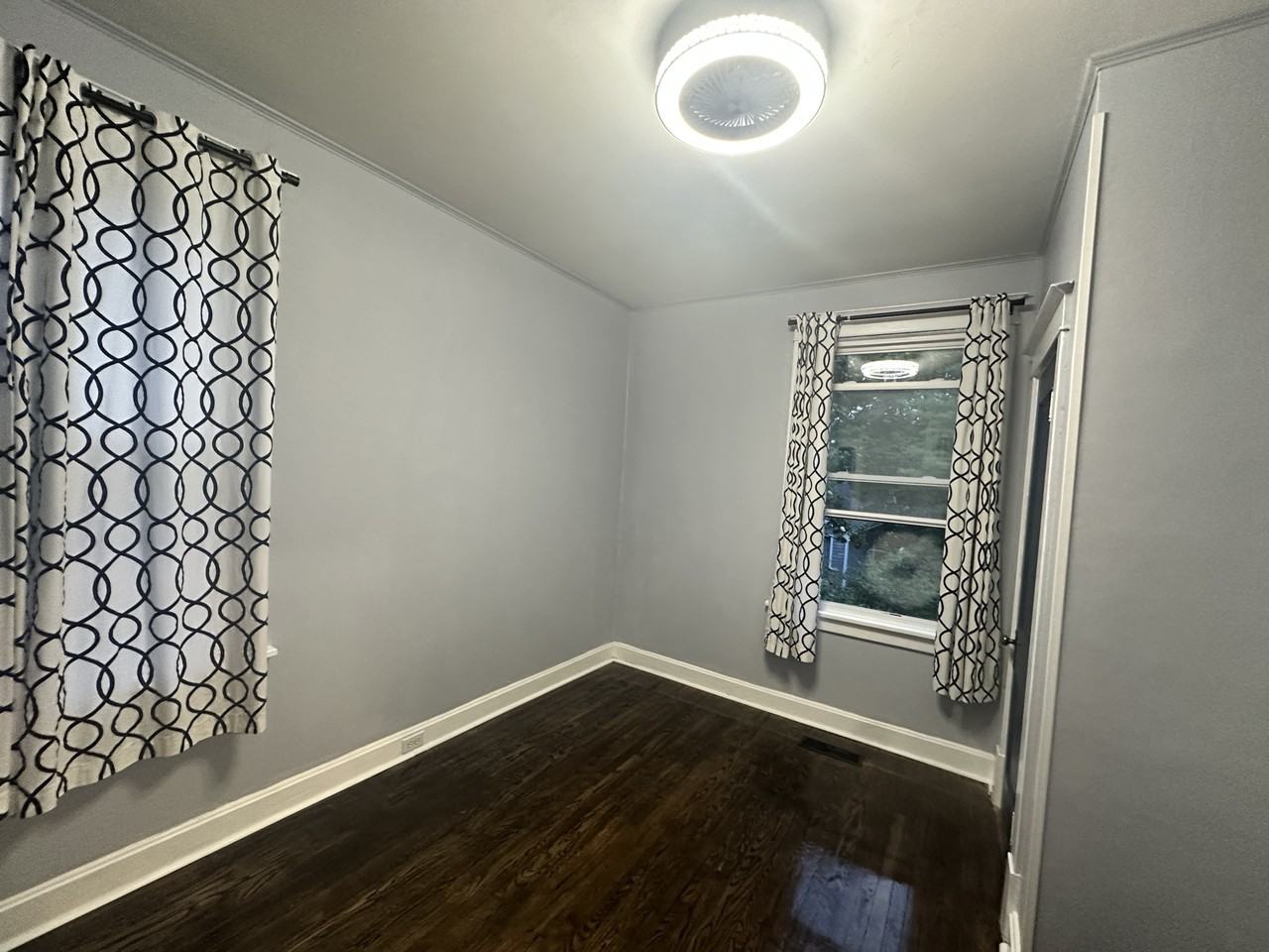 9003 Lackland Rd #NA - Photo 3 of 10