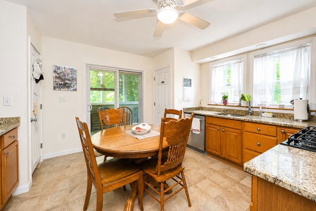 11 Sterling Park #1R - Photo 5 of 20