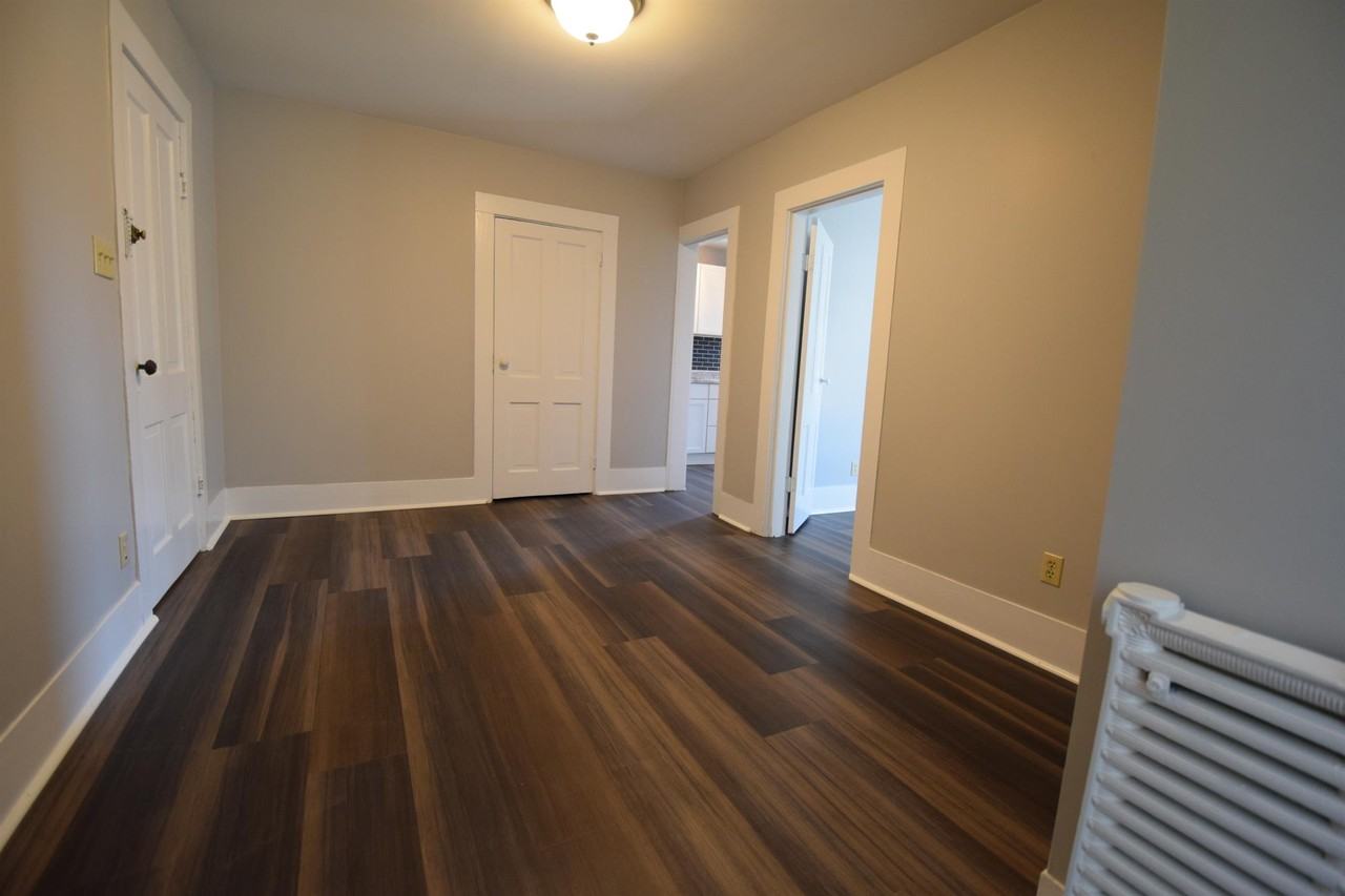 1104 N 5th St #3 - Photo 4 of 11