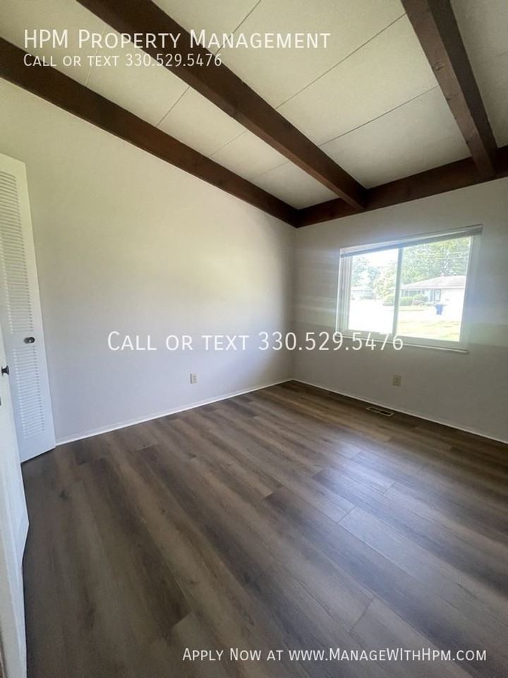 93 Sheldon Rd #93 - Photo 3 of 10