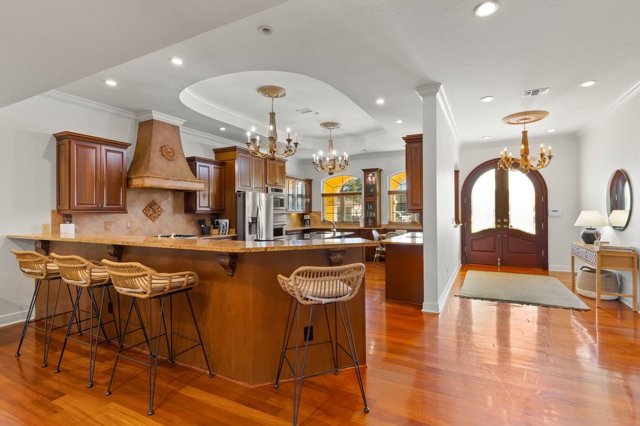 4530 13th Way Ne #NA - Photo 5 of 15