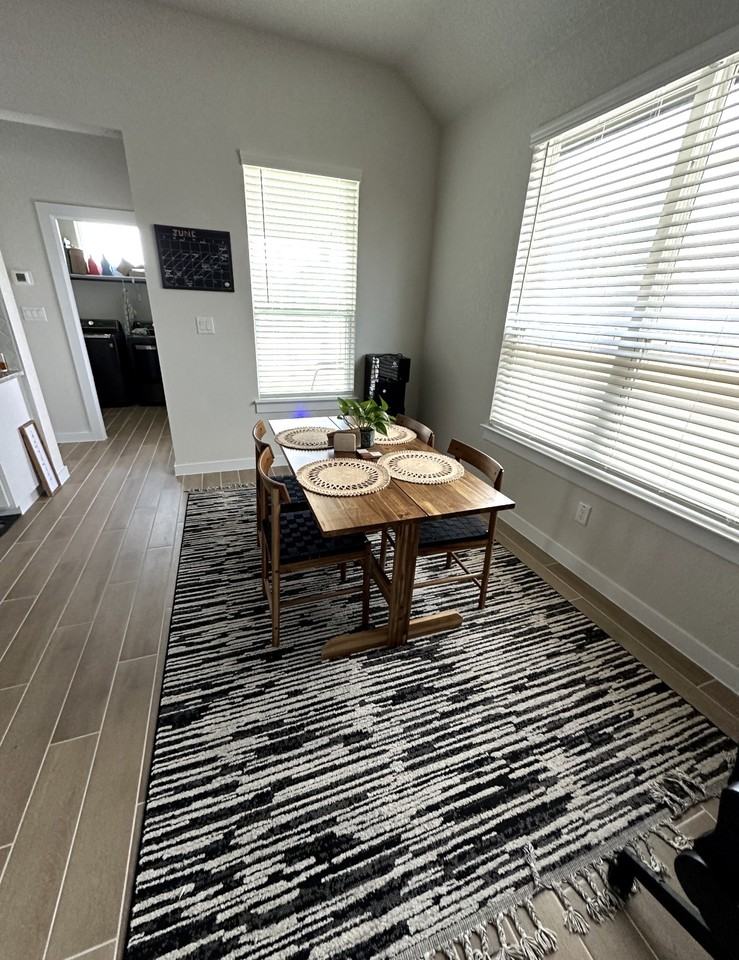 1041 Willowbrook #NA - Photo 4 of 10