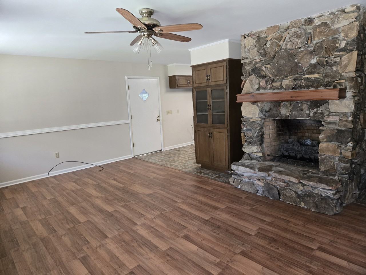 1513 Ridge St Nw #NA - Photo 2 of 22