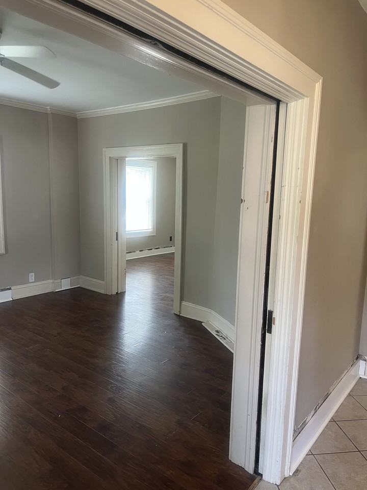 535 S Belmont Ave #NA - Photo 3 of 20