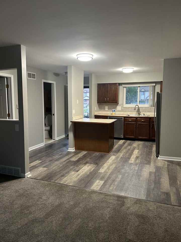 25923 New Forest Ct #19 - Photo 2 of 18