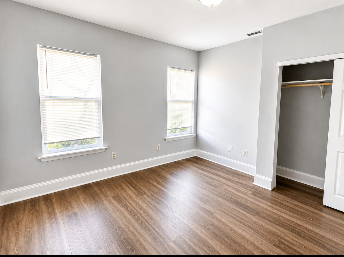 2642 N Bancroft St #NA - Photo 4 of 9