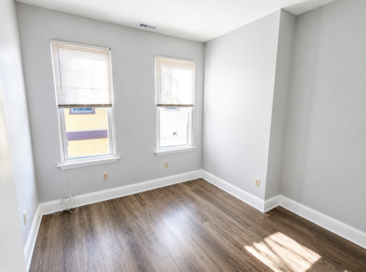 2642 N Bancroft St #NA - Photo 5 of 9