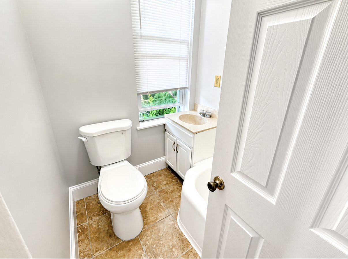 2642 N Bancroft St #NA - Photo 7 of 9
