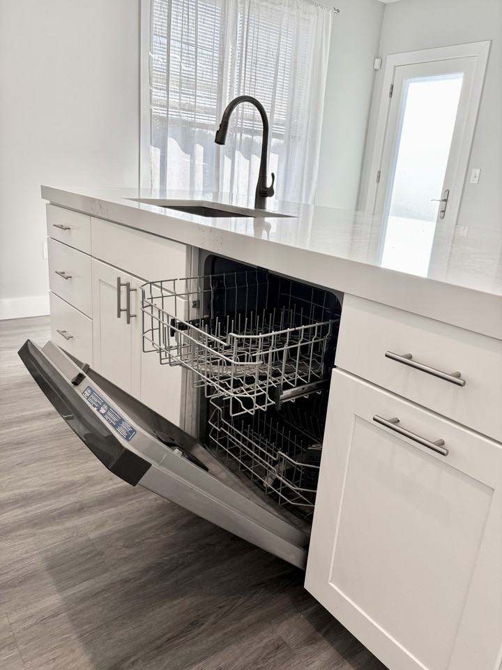 151 Hancock St #16 - Photo 4 of 23