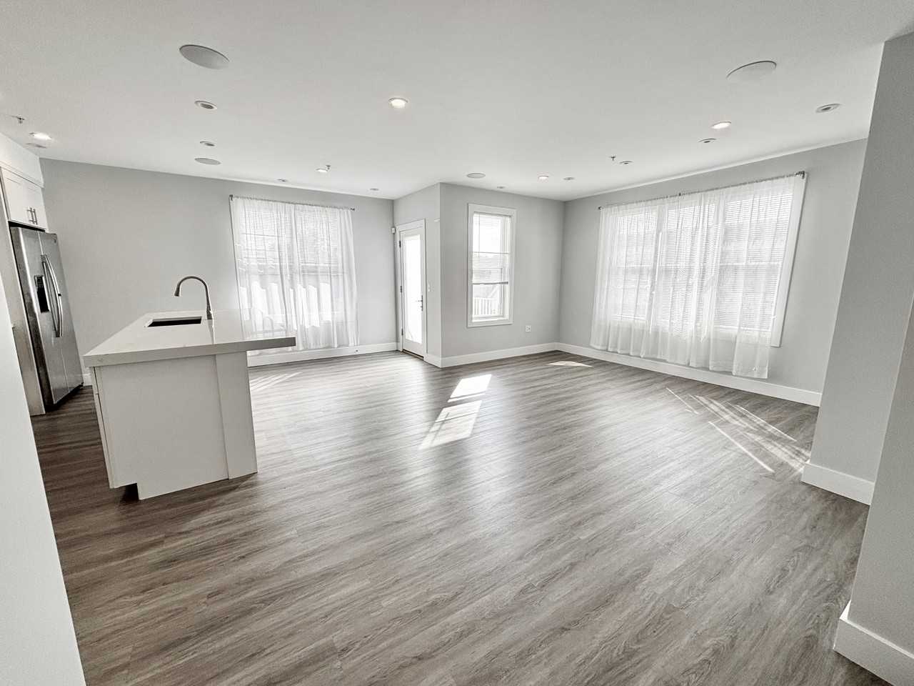 151 Hancock St #16 - Photo 5 of 23