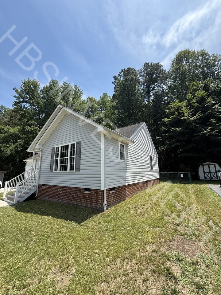 119 E Highland Ct #NA - Photo 2 of 31