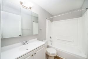 featured image of 8332 Sw 21st Ave