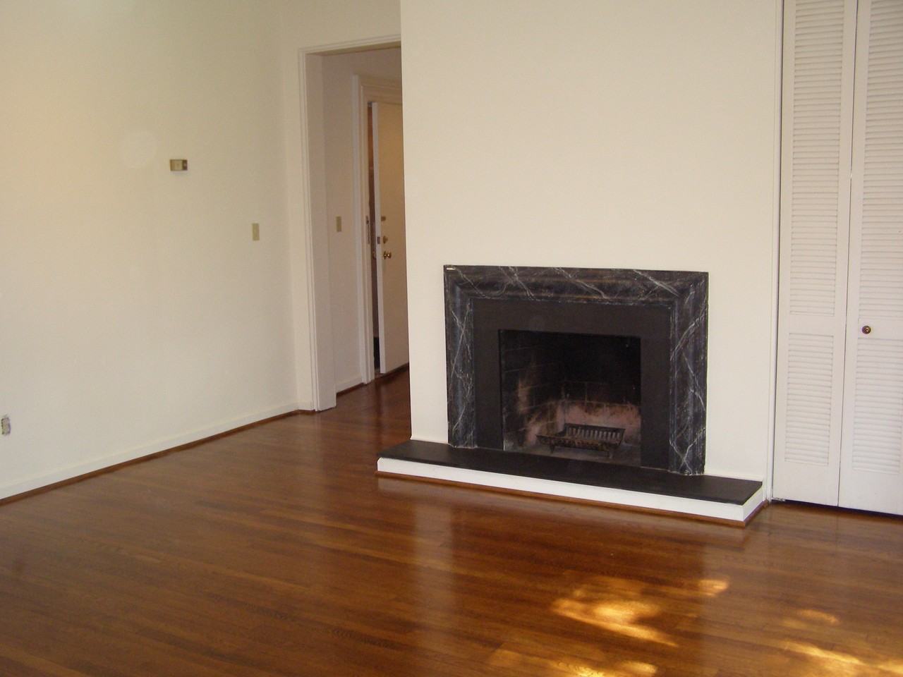 517 Shady Ave #12 - Photo 2 of 8