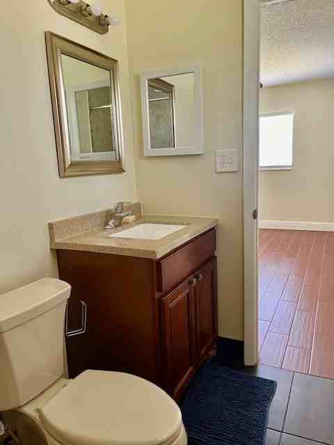 2550 Se 15th Ave #D - Photo 4 of 10