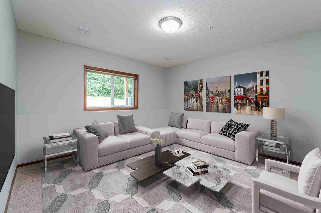 15216 Maryland Ave #11 - Photo 4 of 13