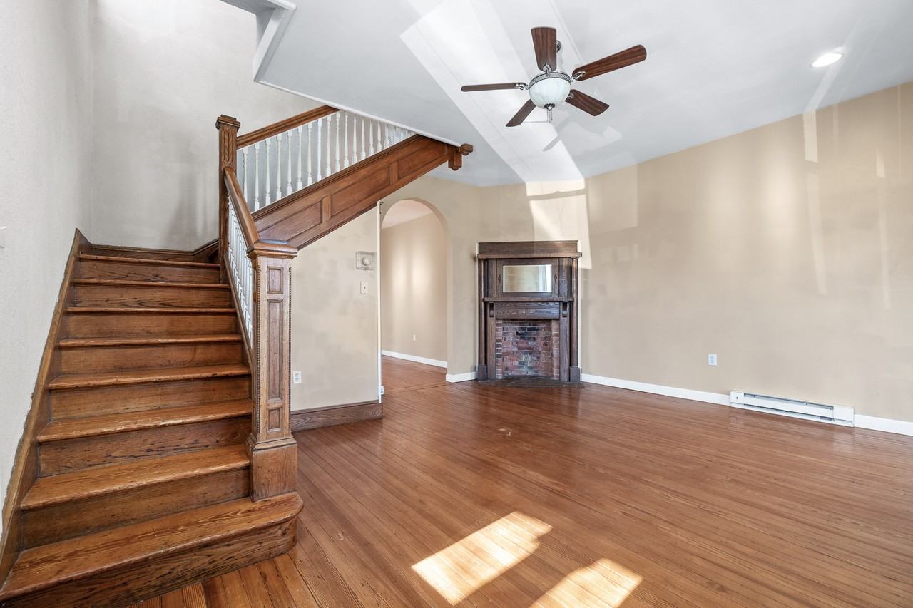 6642 Jefferson Blvd #B - Photo 2 of 28