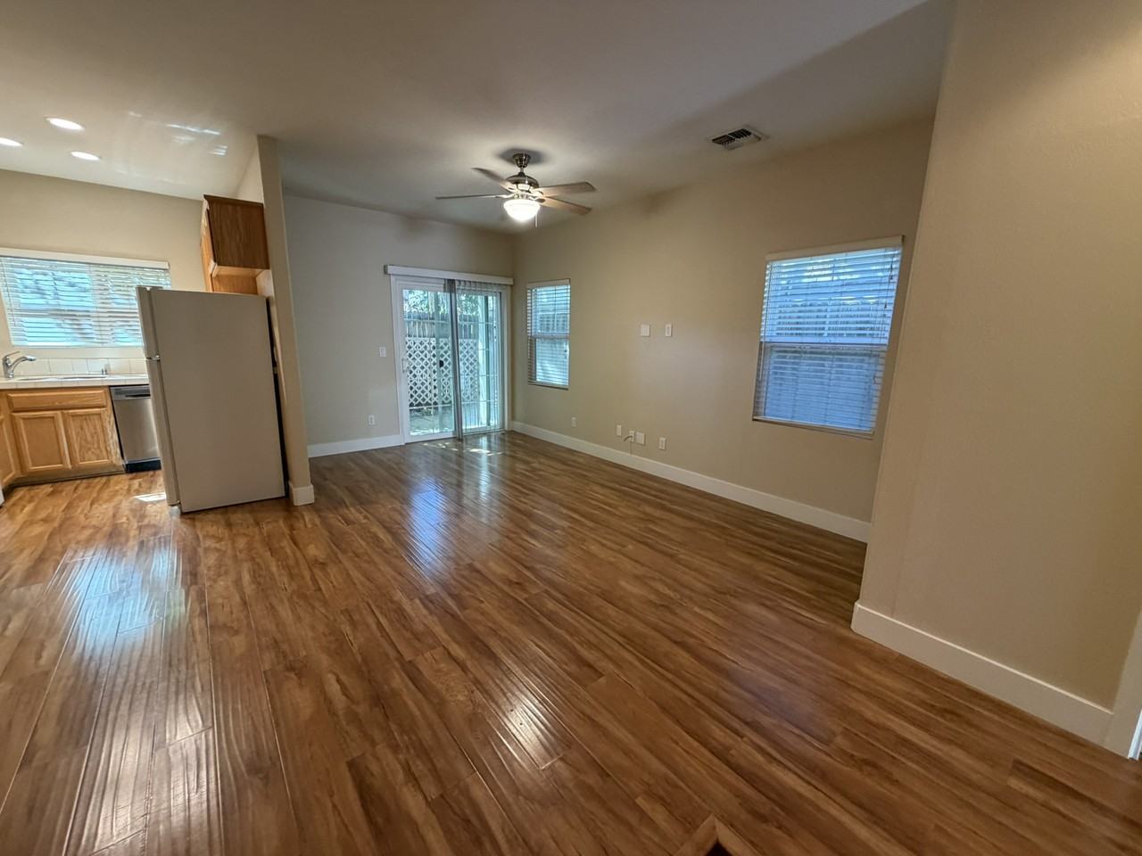 1720 27th St #NA - Photo 3 of 12