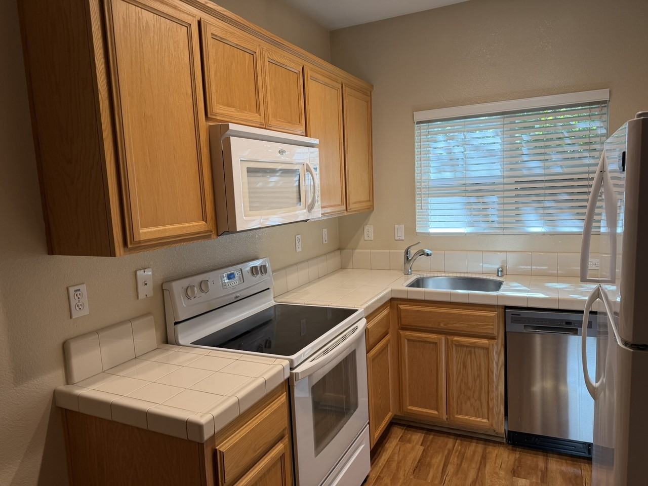 1720 27th St #NA - Photo 4 of 12