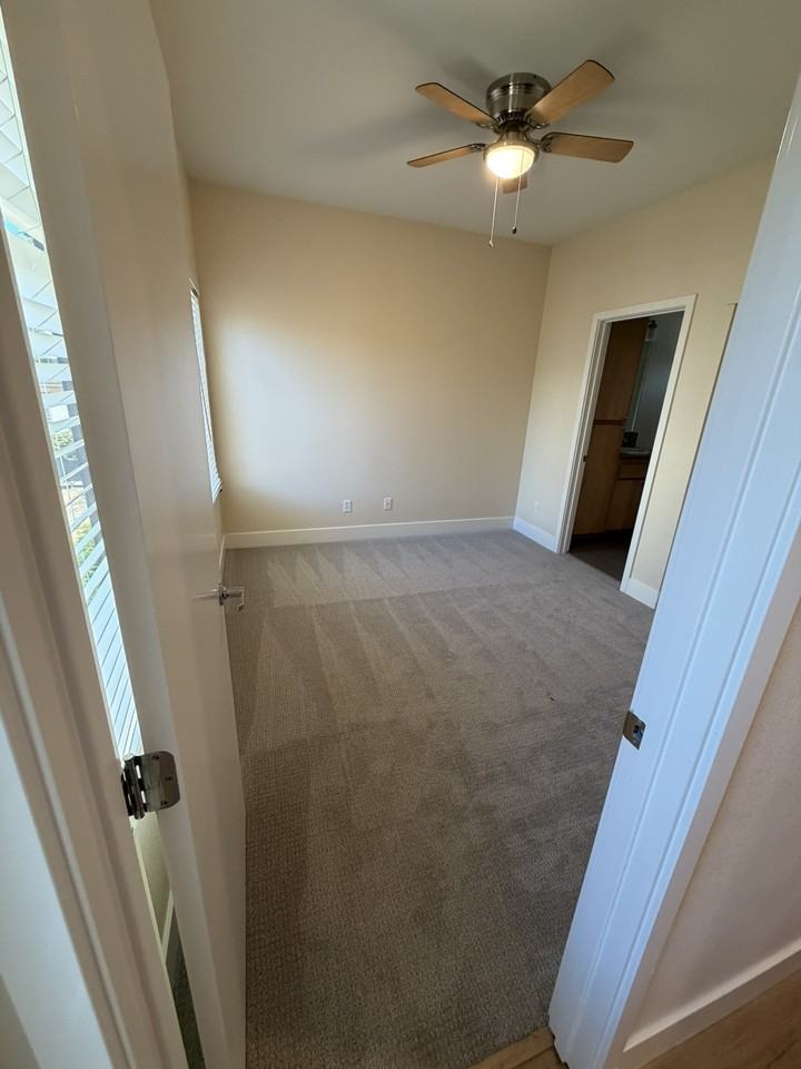 2609 R St #NA - Photo 4 of 15