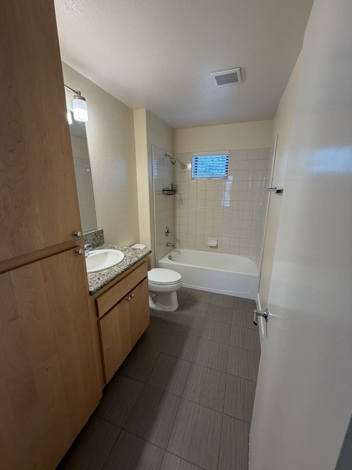 2609 R St #NA - Photo 6 of 15
