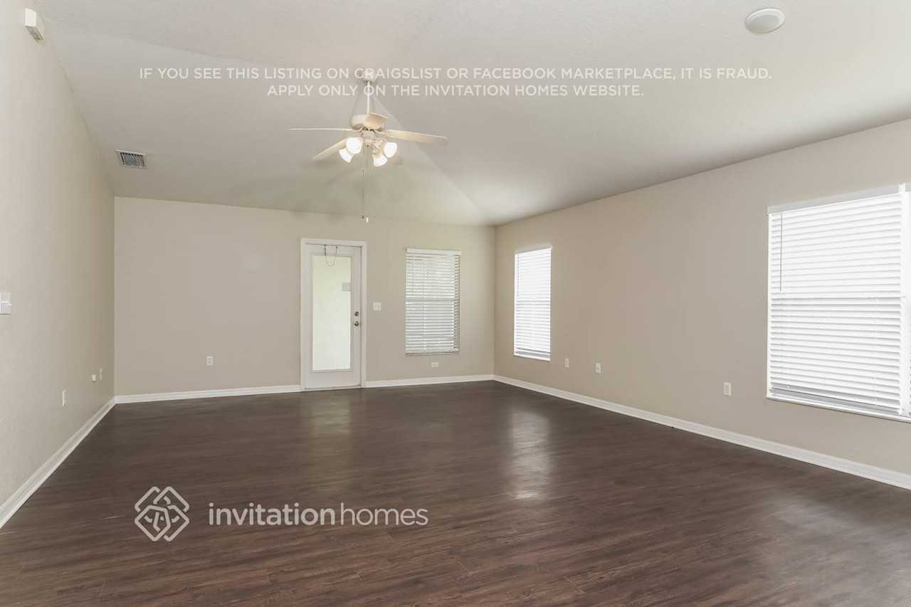 1545 Turtle Rock Dr - Photo 3 of 17