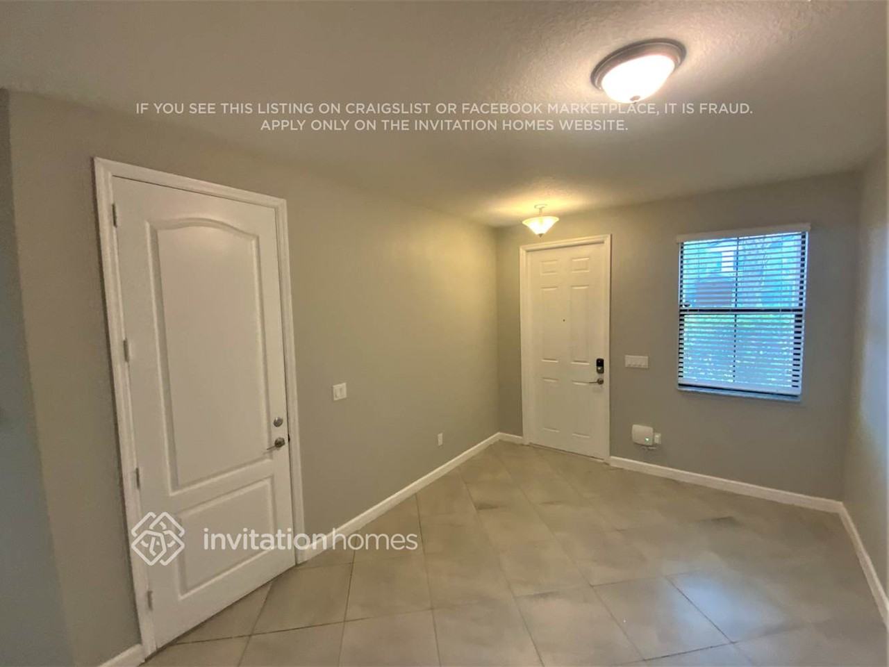 12762 Anthorne Ln - Photo 5 of 15