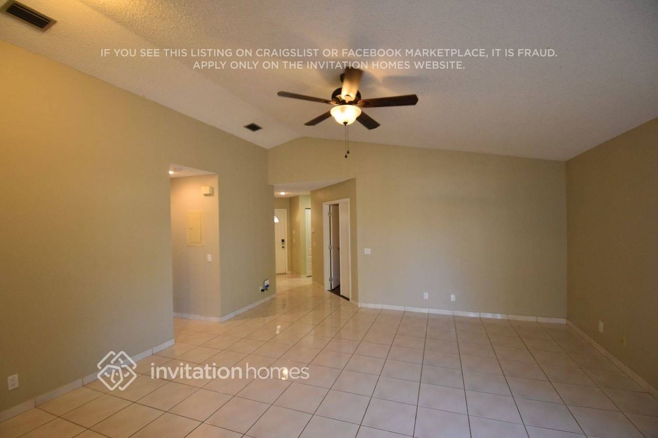 1531 Garden Rd - Photo 3 of 17