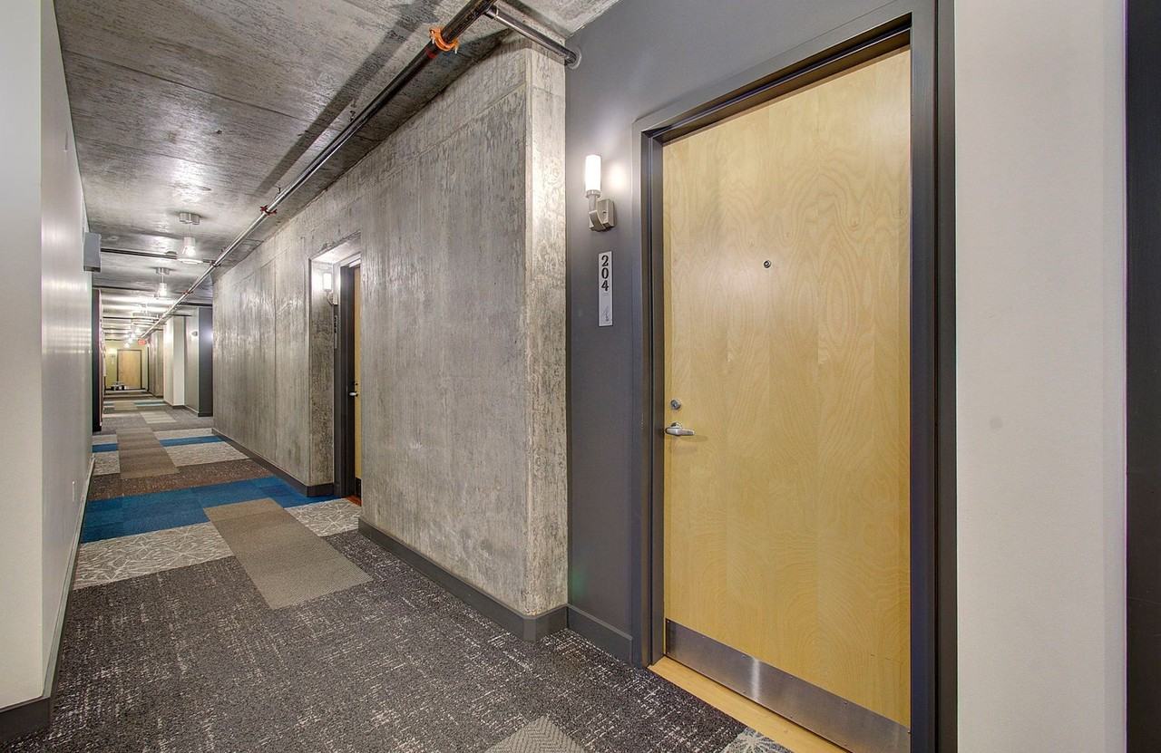 1926 W Burnside St #204 - Photo 6 of 22