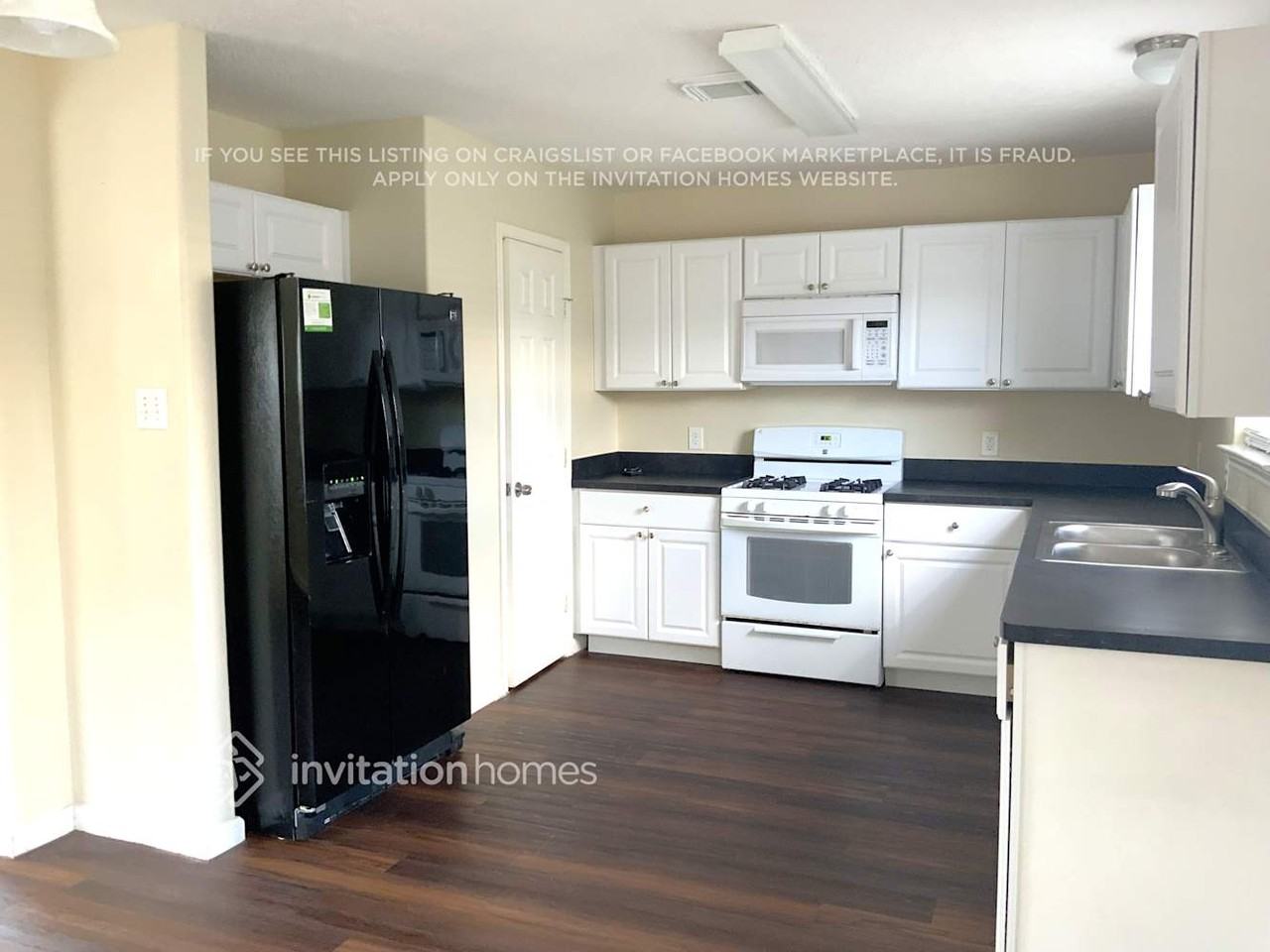 8542 Doskocil Dr - Photo 4 of 15