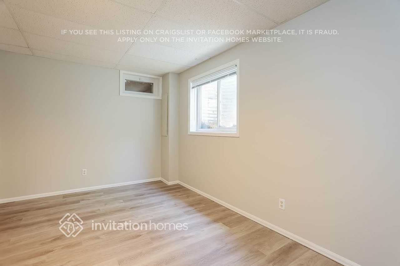 16803 E Nassau Dr - Photo 7 of 13