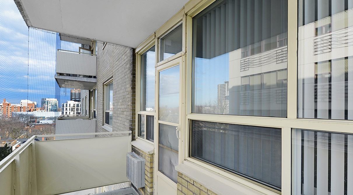 Avenue Park Apartments - Photo 7 of 14