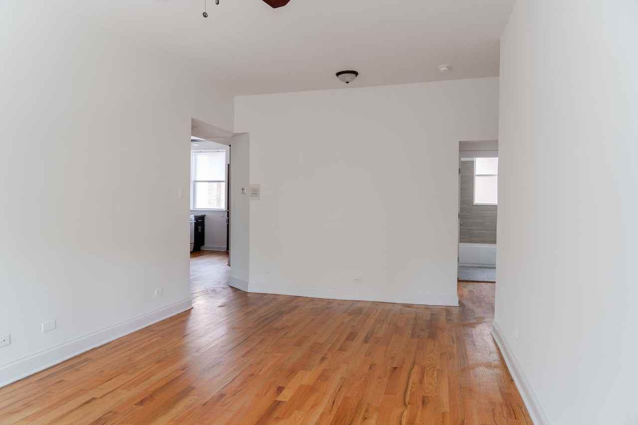 902 W Sunnyside Ave Apt 1st - Photo 7 of 16