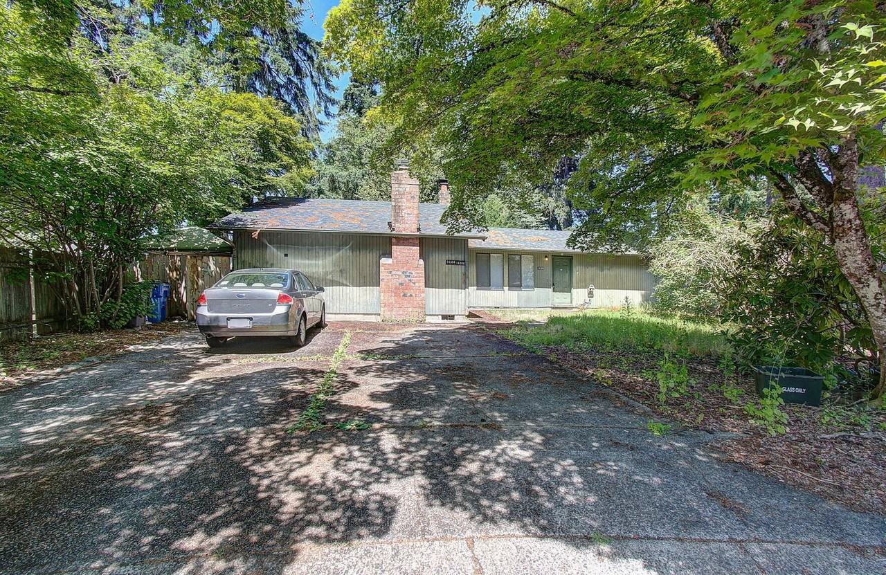 14306 Ne 14th Cir - Photo 2 of 20