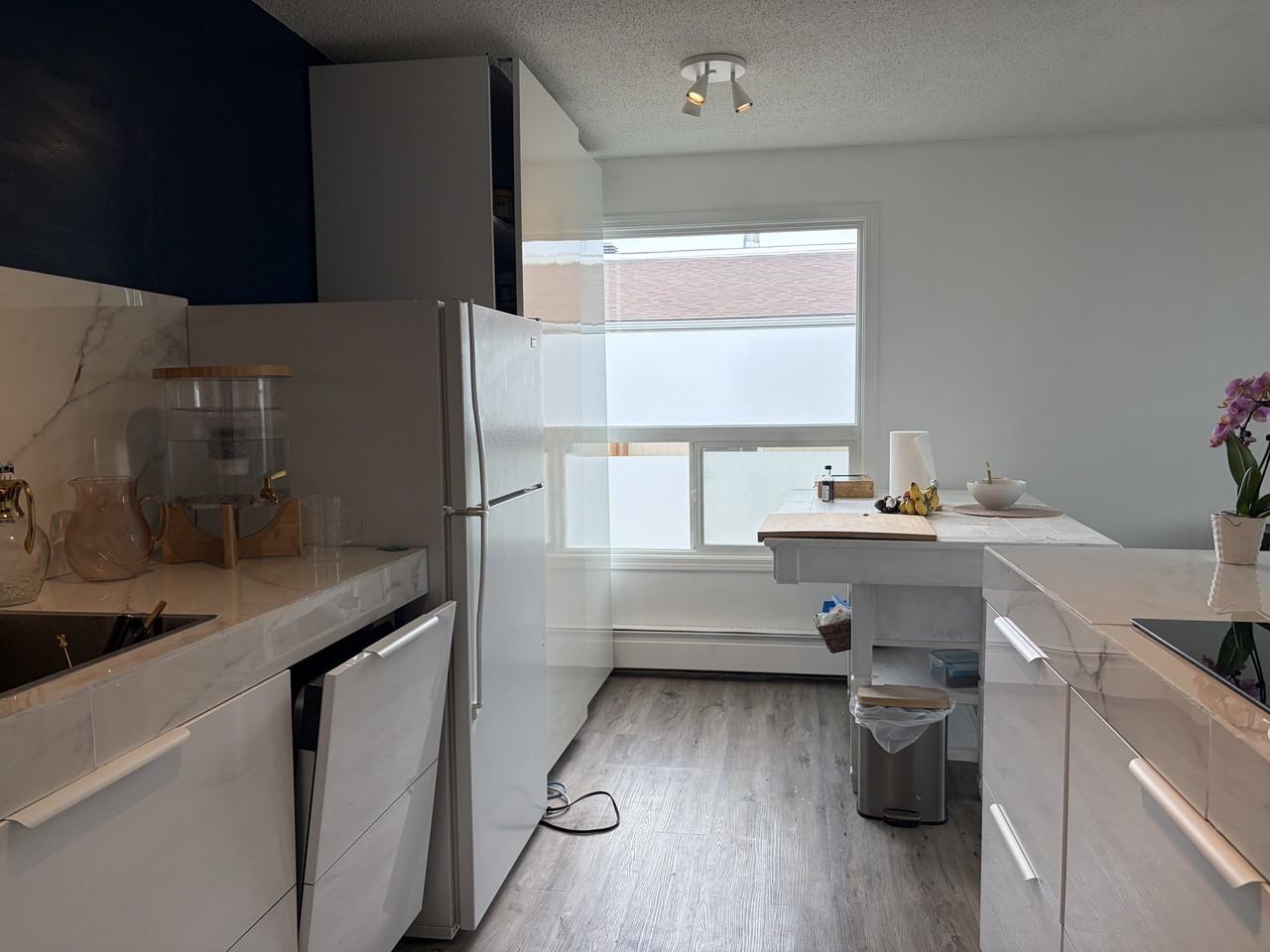 219 Huntington Park Bay Northwest - Photo 3 of 14