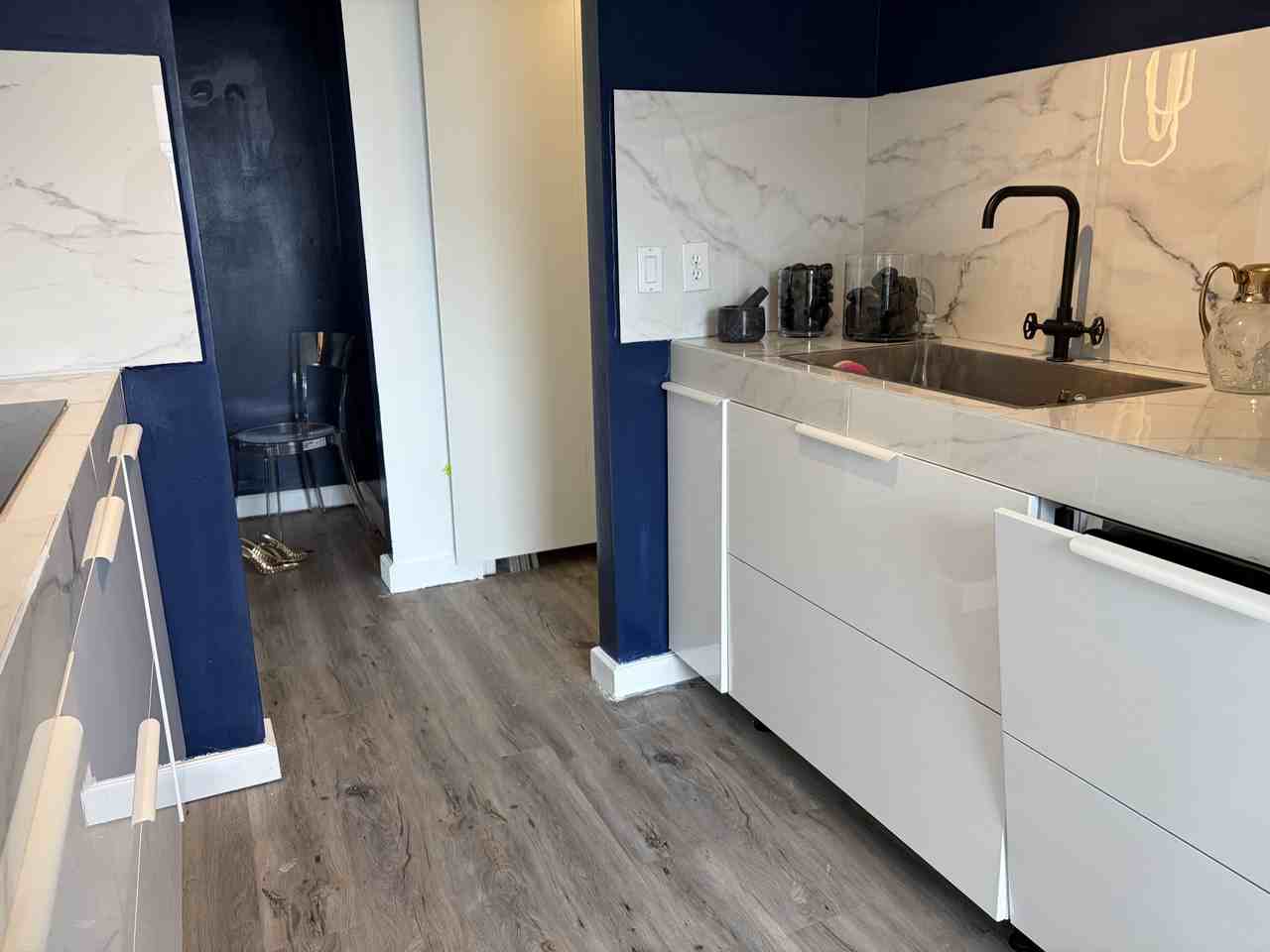 219 Huntington Park Bay Northwest - Photo 7 of 14
