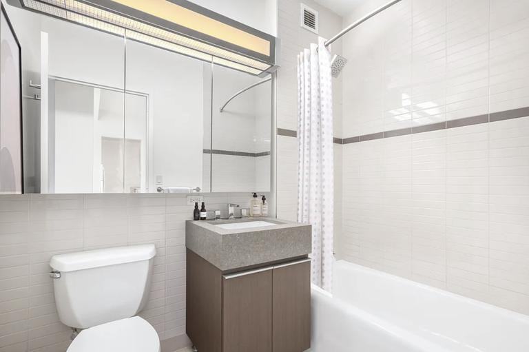West St #10B - Photo 4 of 5