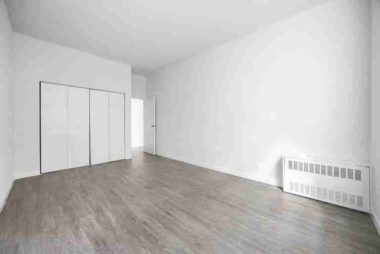Fulton St #120 - Photo 5 of 7