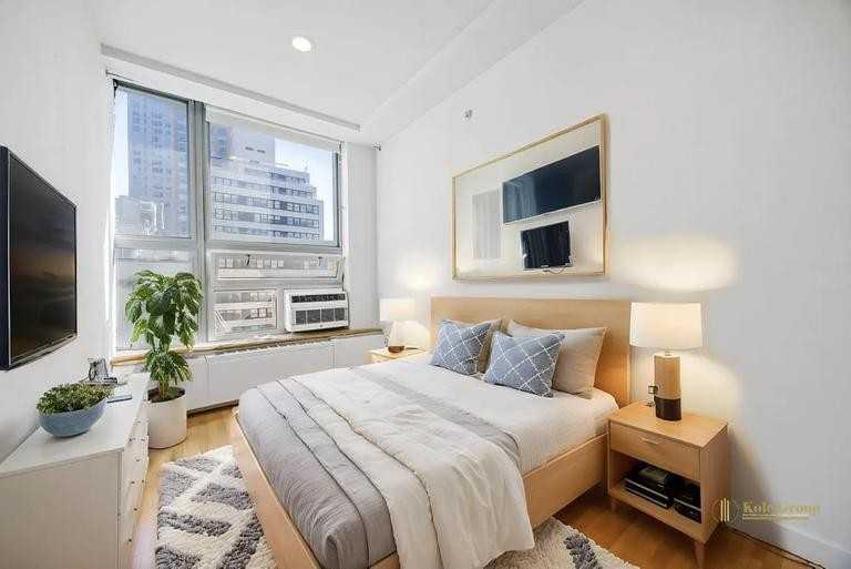 Fulton St #304 - Photo 4 of 5