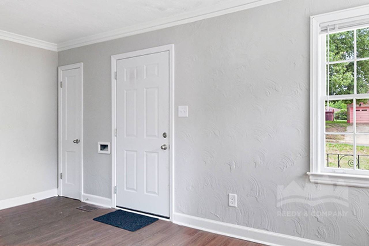 755 E Mckellar Ave - Photo 6 of 32