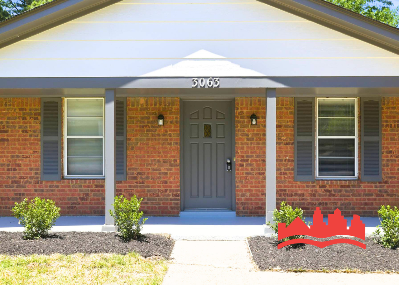 3063 Mary Elizabeth Dr - Photo 4 of 35