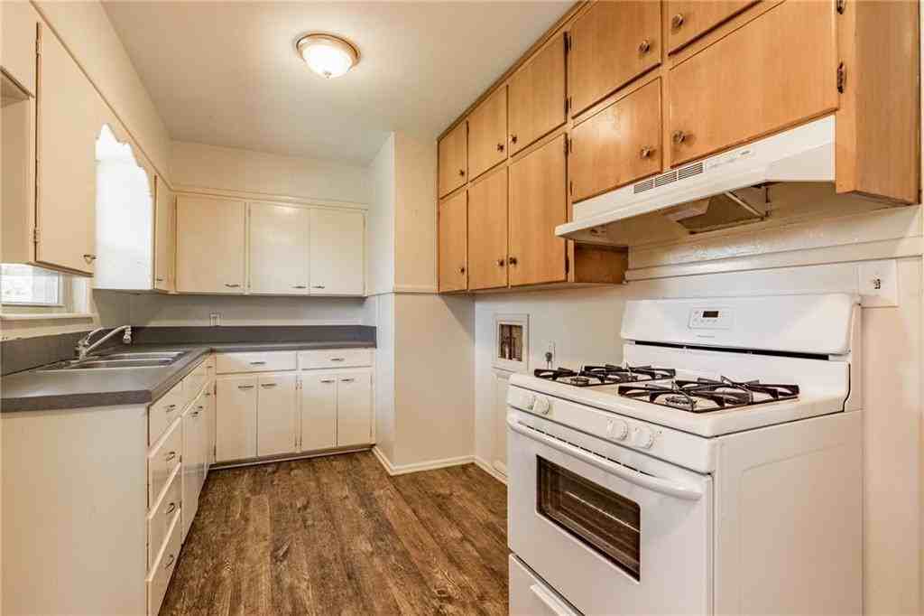 205 Tullahoma Dr #1 - Photo 5 of 13