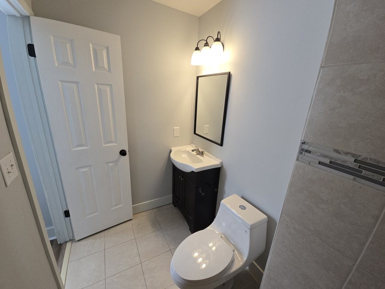 2100 Fort Belvoir Dr #1 - Photo 7 of 42