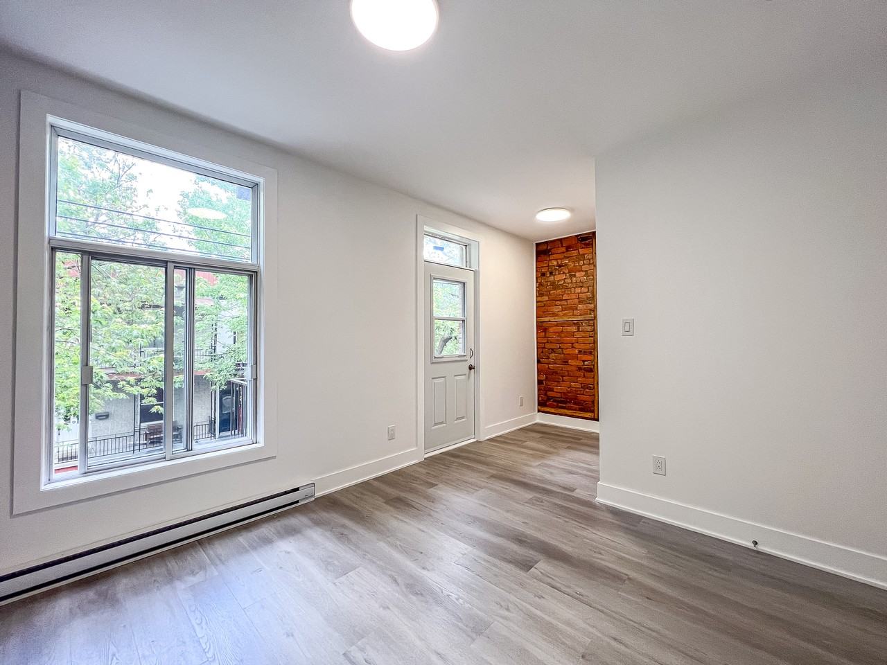 4820 Avenue de l'Hôtel-de-Ville - Photo 4 of 11