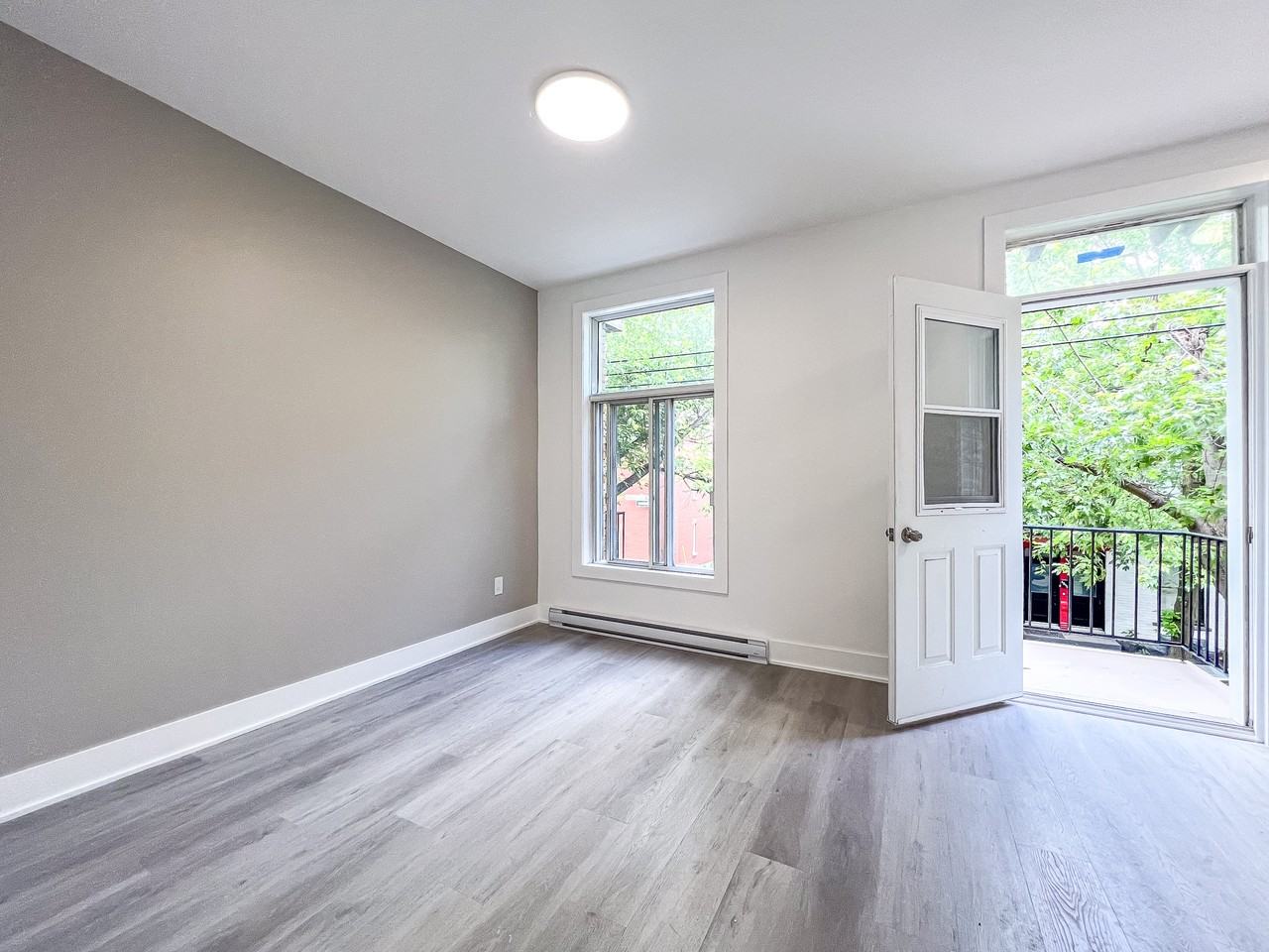 4820 Avenue de l'Hôtel-de-Ville - Photo 7 of 11