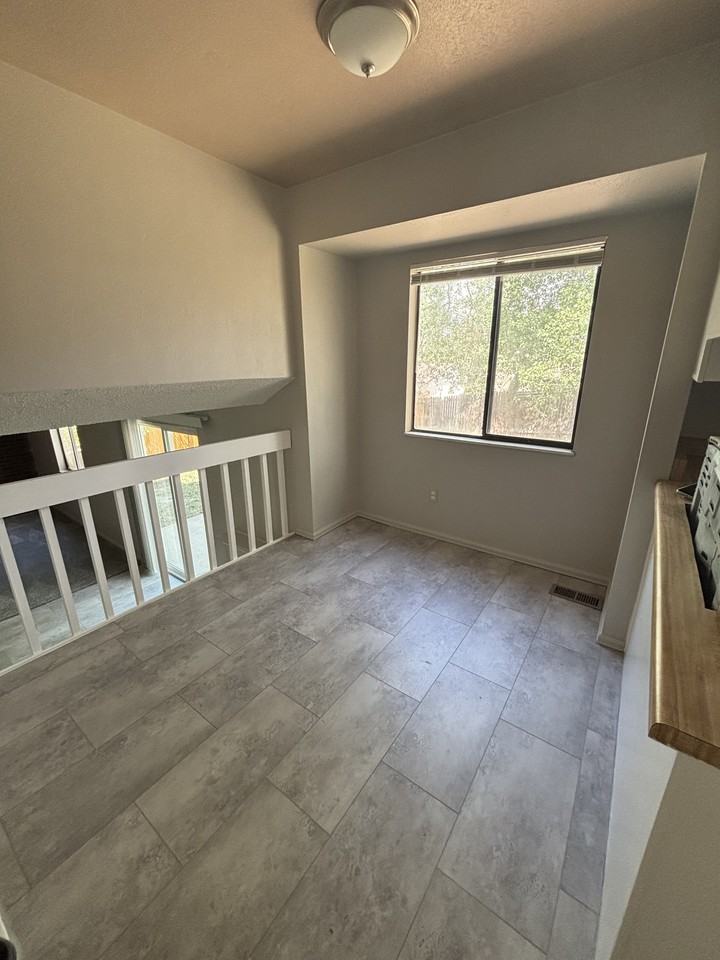 6625 Snowbird Dr #1 - Photo 6 of 27