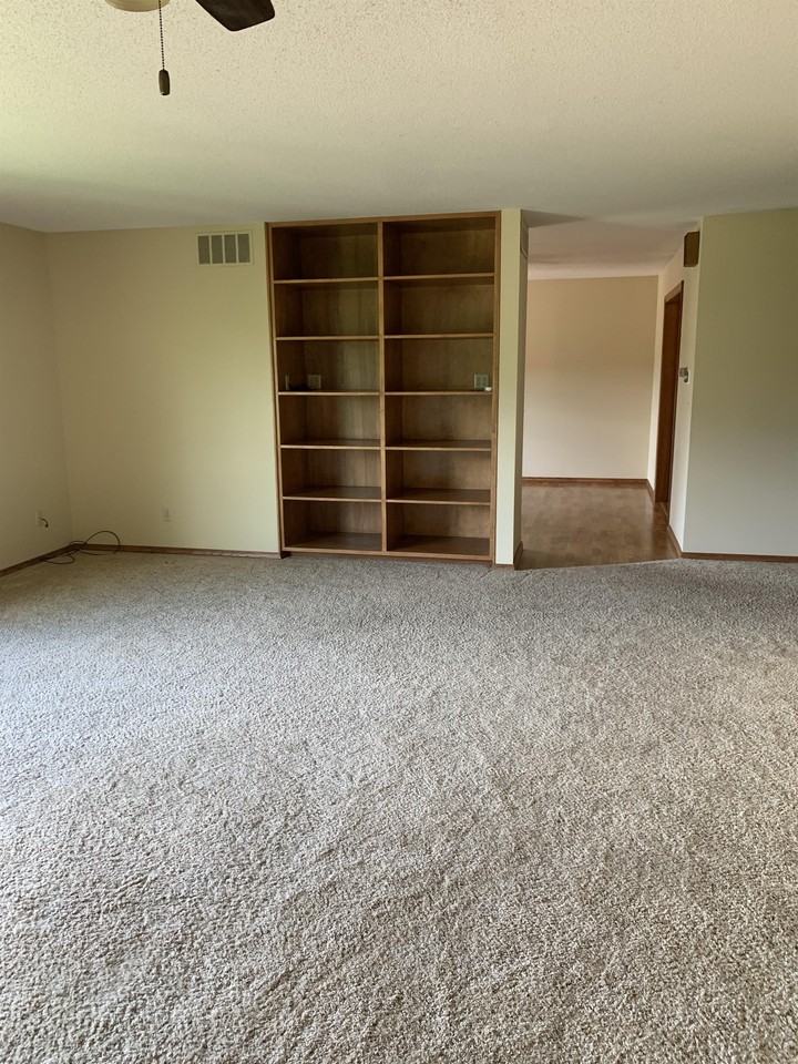 2705 Tomahawk Dr #1 - Photo 6 of 17