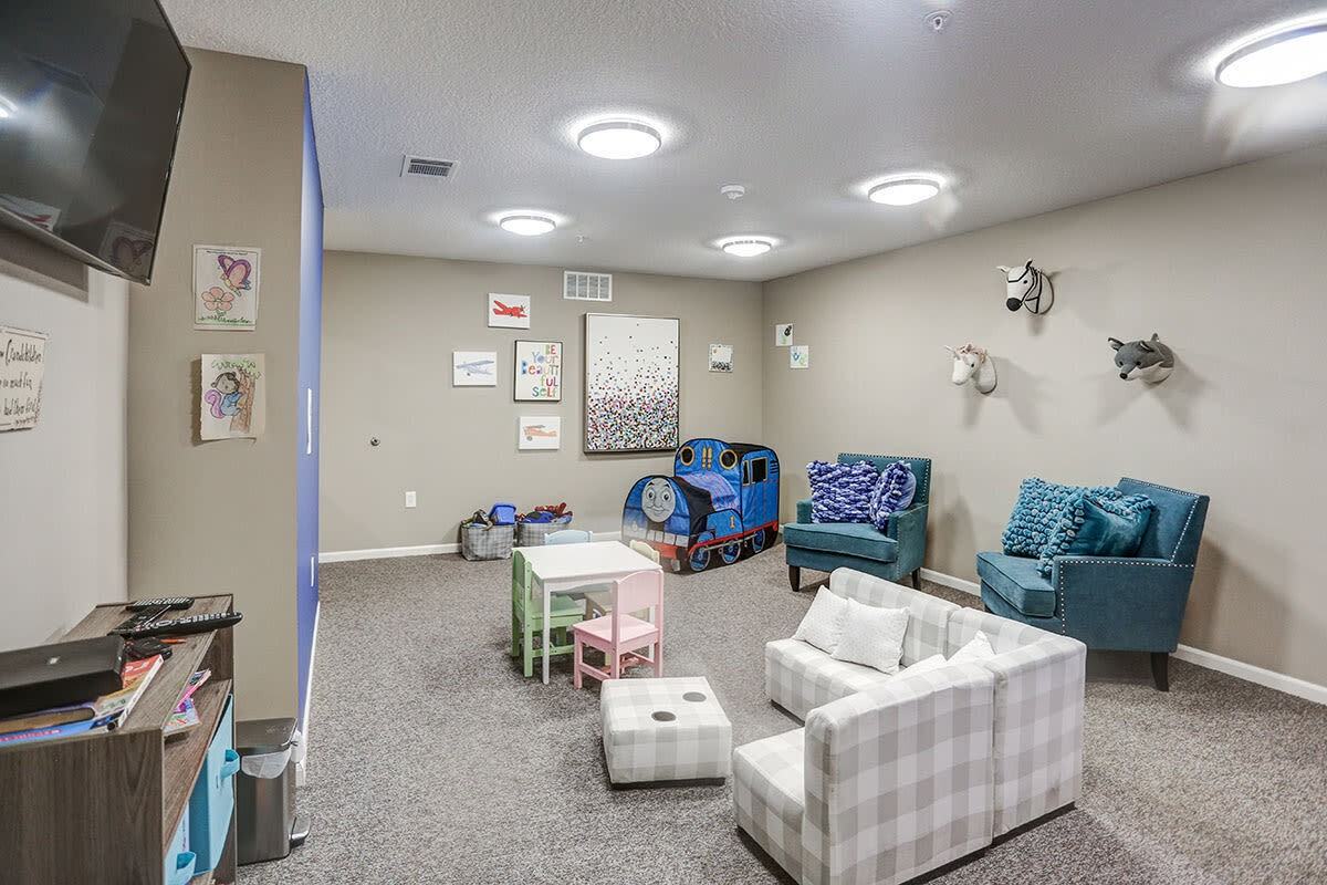Atz Place - Photo 6 of 39
