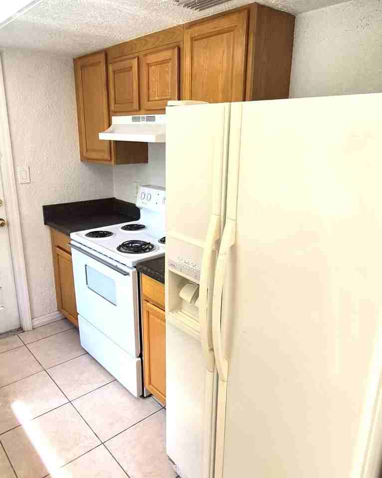 11515 Valencia Dr - Photo 6 of 13